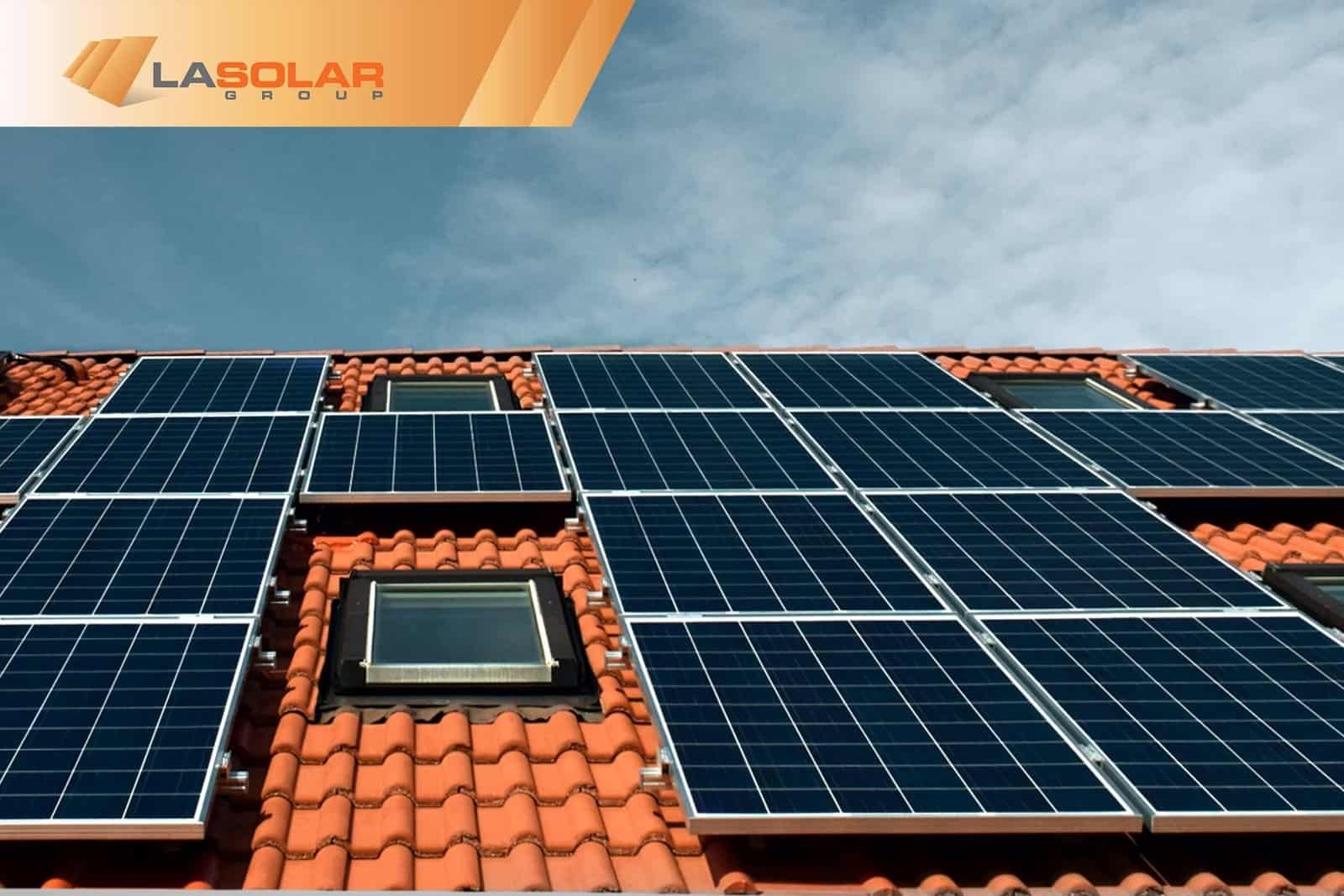 You are currently viewing Guide To Rooftop Solar Panel Choices: Standard, Premium, or Supreme?