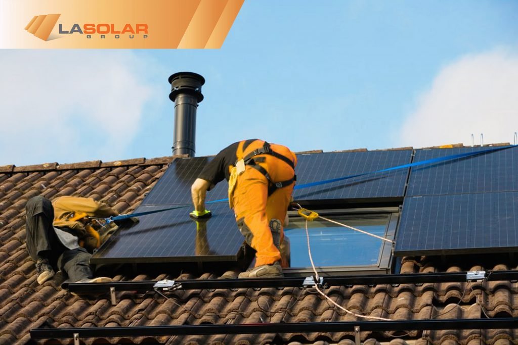 Solar-Panel-Installation-Process