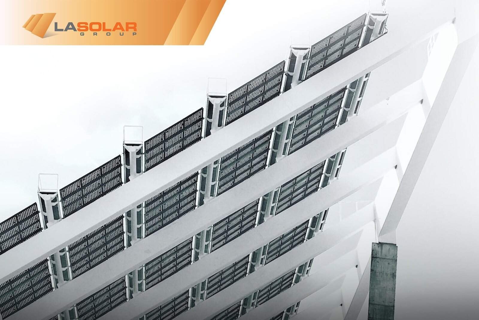 Read more about the article Solar Power Purchase Agreements: Pros and Cons for Homeowners