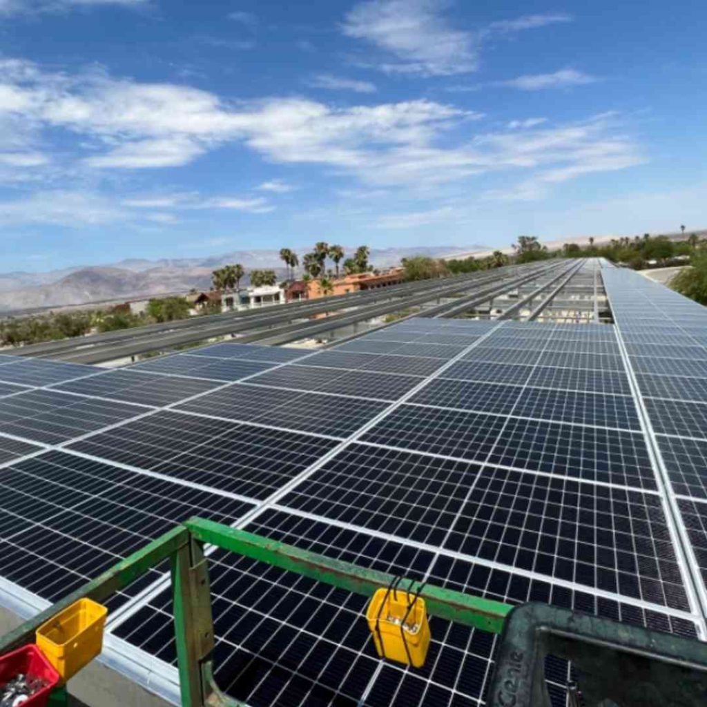 Photo of LA Solar Group commercial installation